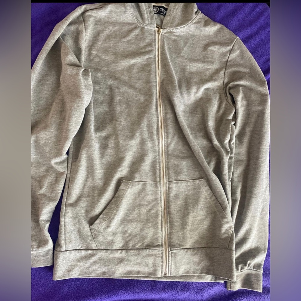 Oversized grey zip up